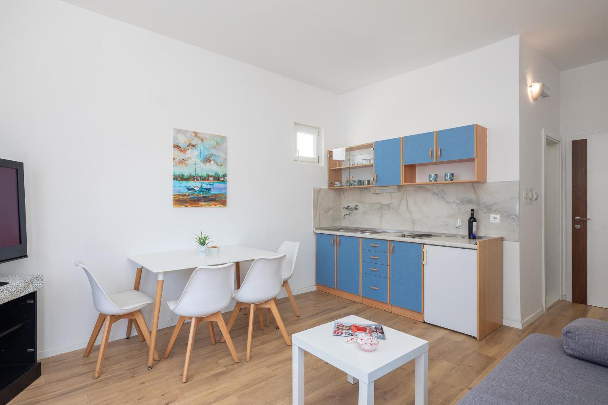 Apartments Near Central Beach With Free Parking Makarska Buitenkant foto