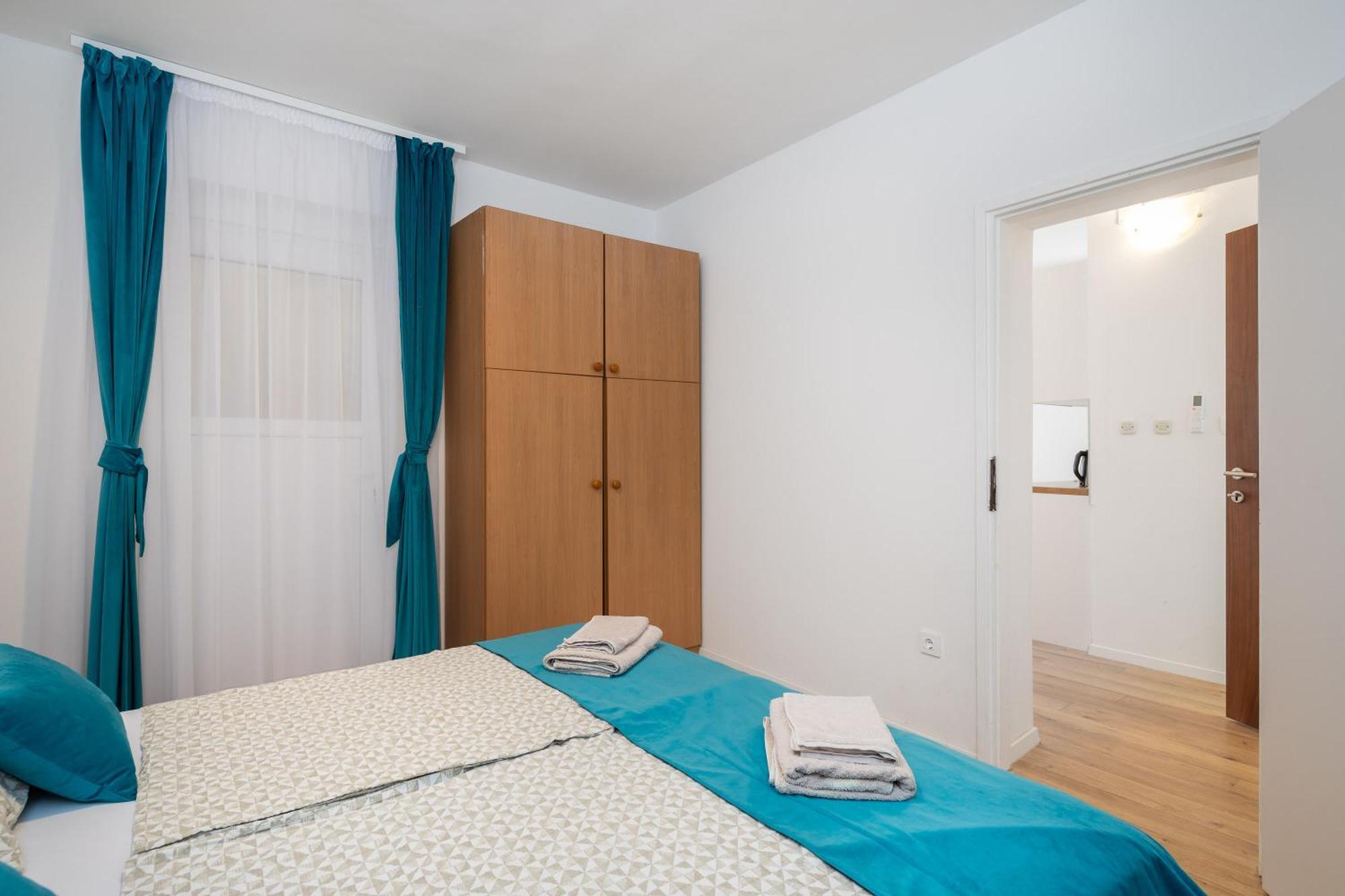 Apartments Near Central Beach With Free Parking Makarska Kamer foto