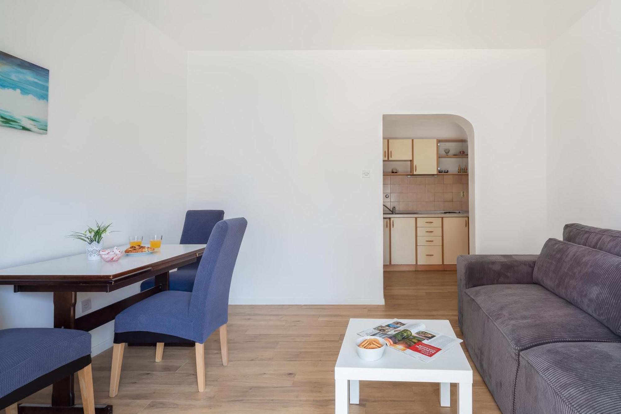 Apartments Near Central Beach With Free Parking Makarska Kamer foto