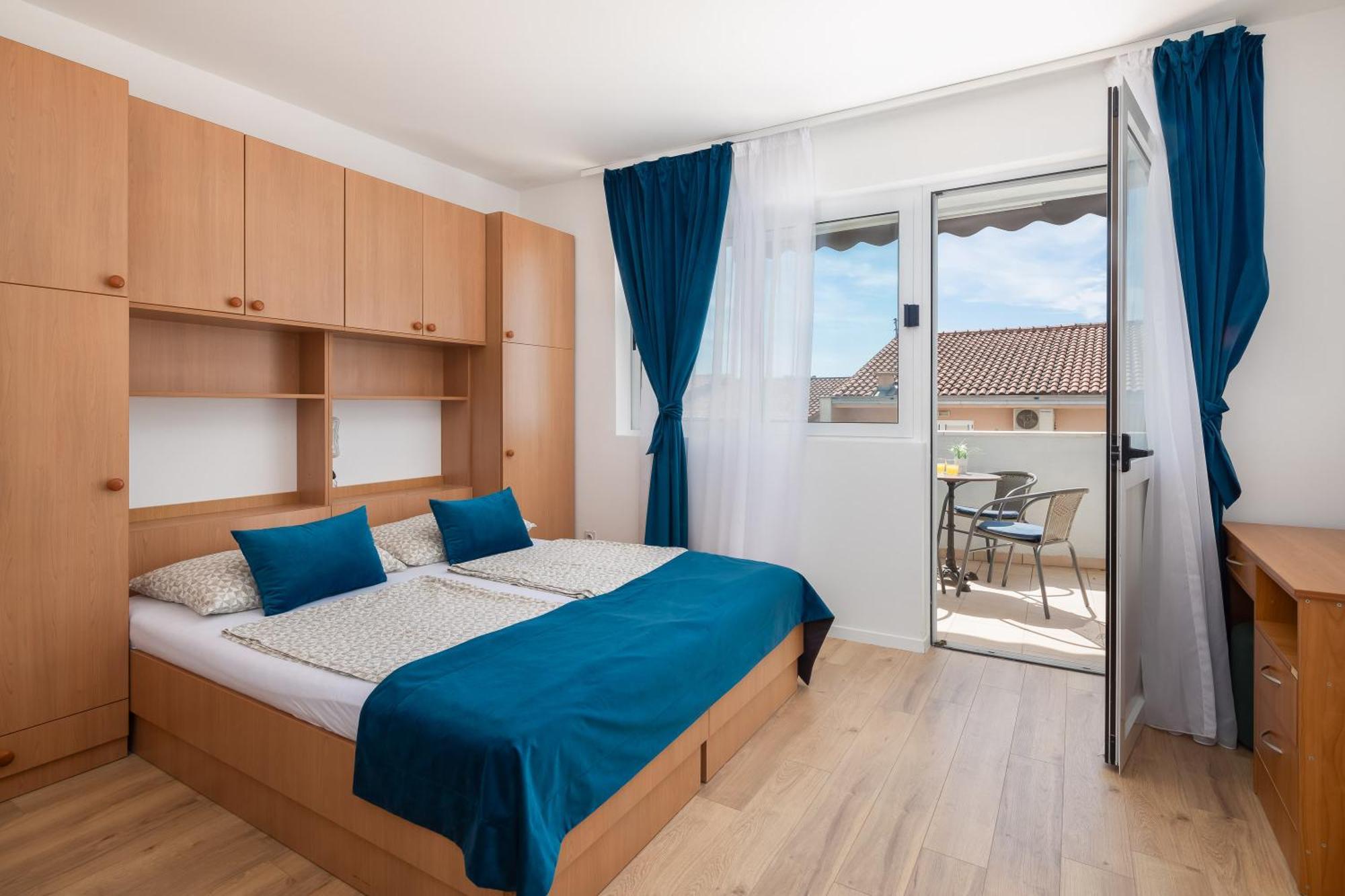 Apartments Near Central Beach With Free Parking Makarska Kamer foto