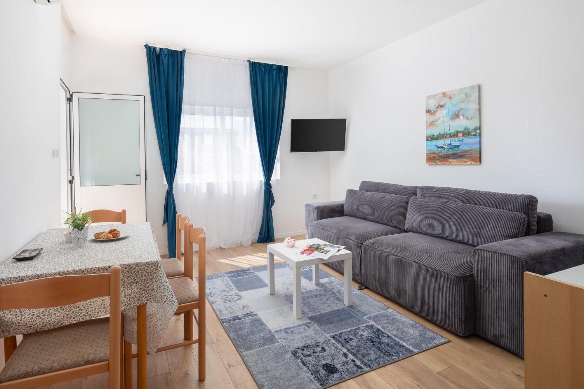 Apartments Near Central Beach With Free Parking Makarska Kamer foto