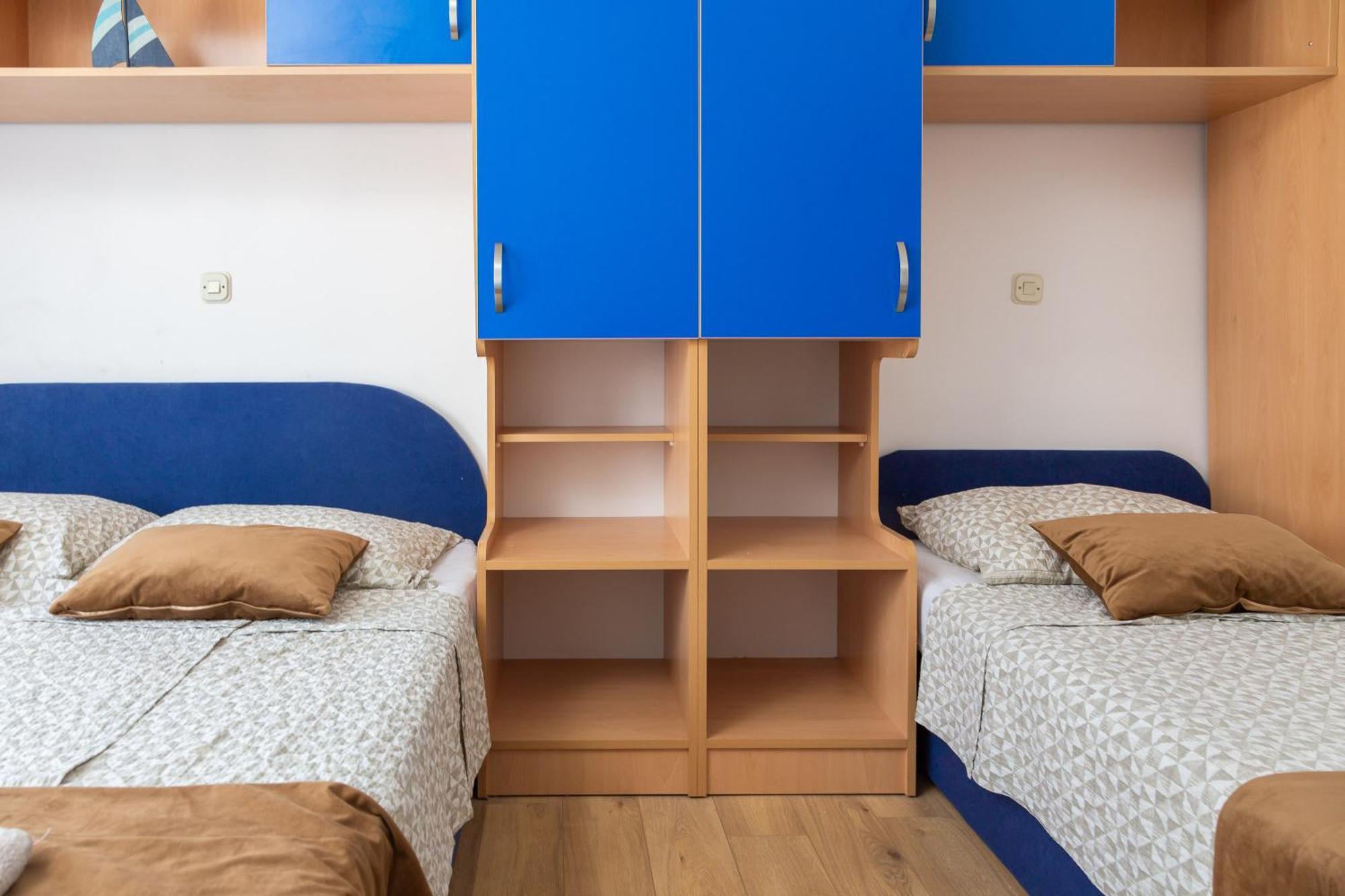 Apartments Near Central Beach With Free Parking Makarska Kamer foto
