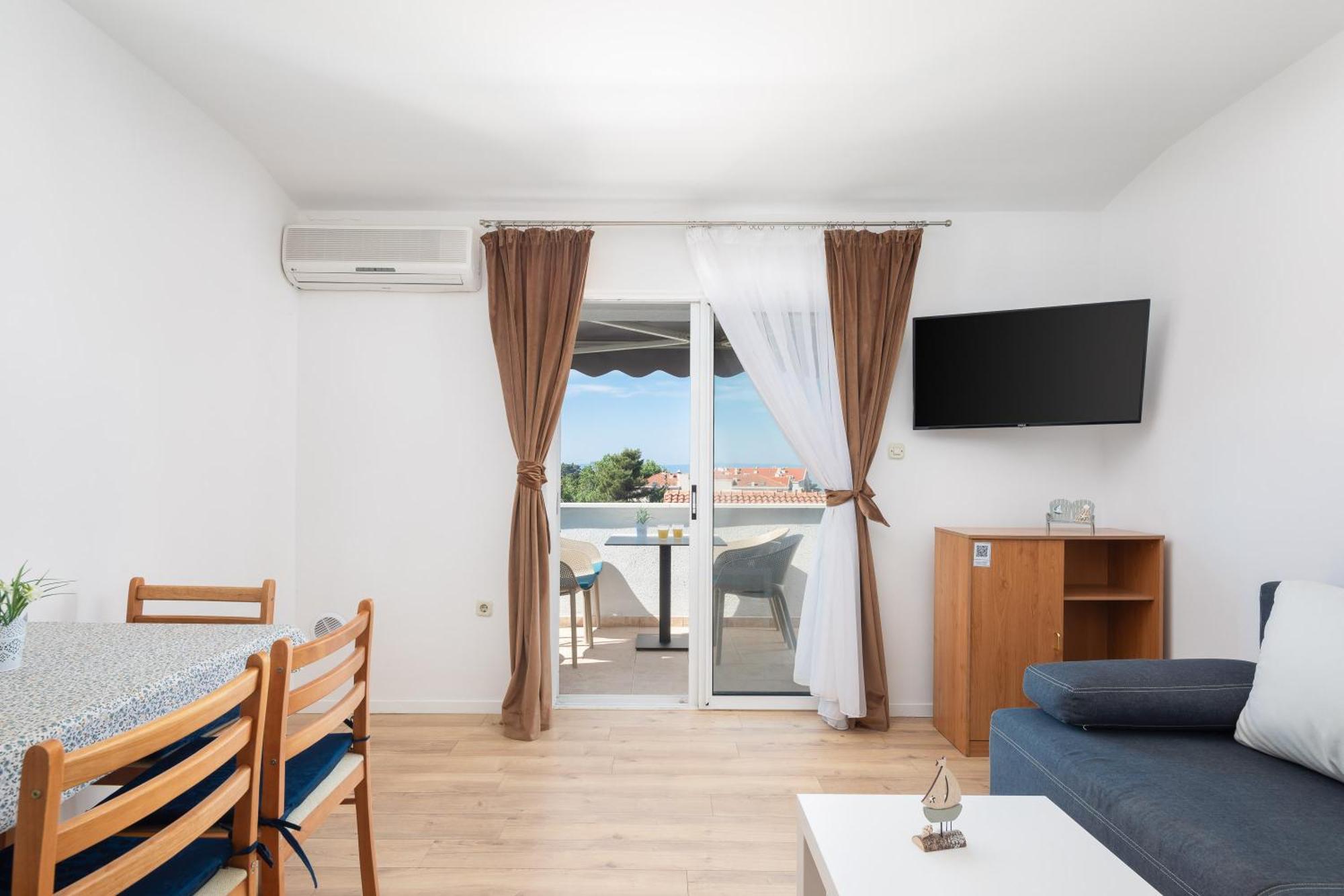 Apartments Near Central Beach With Free Parking Makarska Kamer foto
