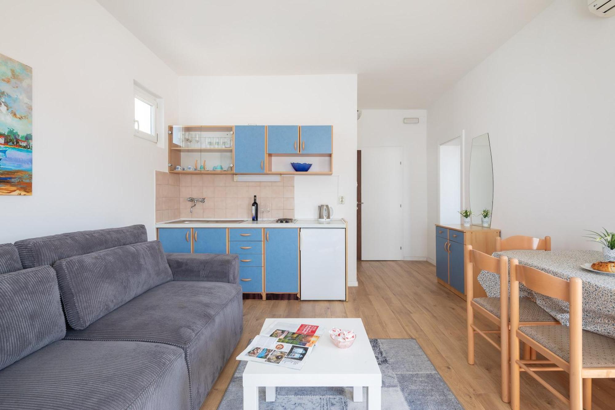 Apartments Near Central Beach With Free Parking Makarska Kamer foto