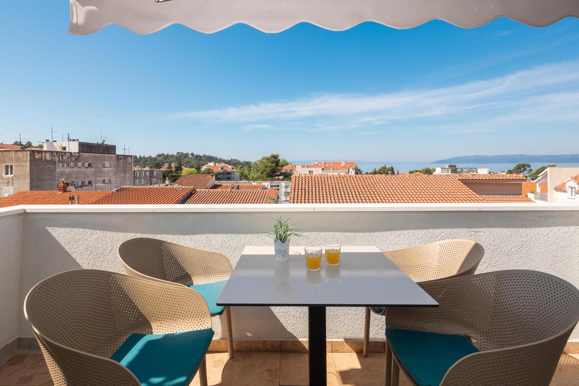 Apartments Near Central Beach With Free Parking Makarska Buitenkant foto